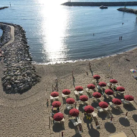 Miio Hotel 3*